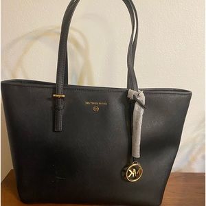 MICHAEL Michael Kors Jet Set Charm Leather Tote